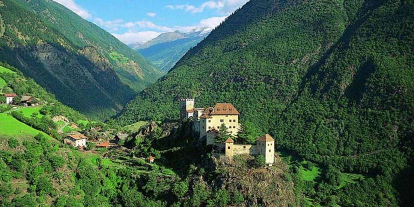 Umgebung und öffentliche Verkehrsmittel